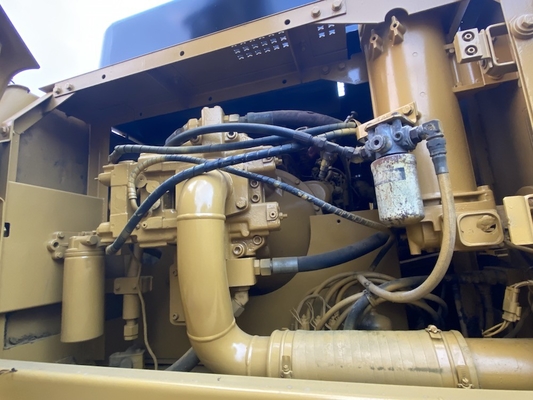 Το Caterpillar 330BL χρησιμοποίησε τα υδραυλικά μηχανήματα κατασκευής εκσκαφέων αντιολισθητικών αλυσίδων ΓΑΤΏΝ 30 τόνοι, που λειτουργούν το βάρος 33701.9kg