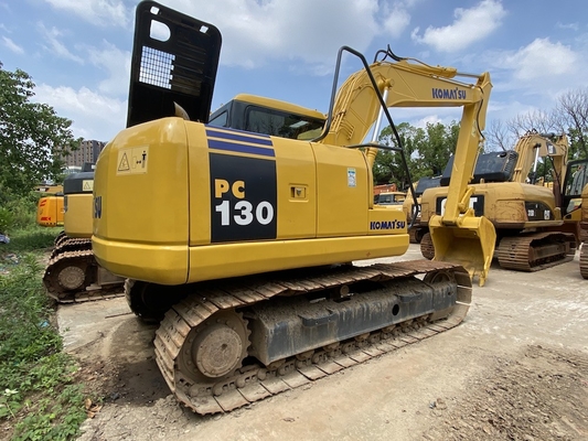 PC130-7 used hydraulic crawler Komatsu excavator with 0.53m3 bucket, operating weight 12600kg