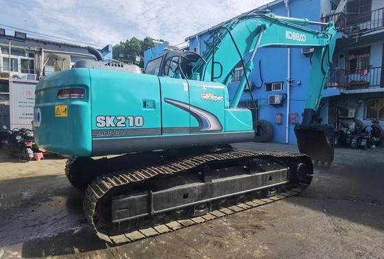 21 τόνους Αρχική Ιαπωνία Χρησιμοποιούμενη Kobelco SK210-8 Crawler Excavator Με 114KW ισχύς κινητήρα και 1 m3 χωρητικότητα κουβάς