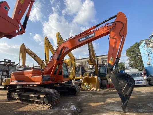30 τόνων αρχικό μεταχειρισμένο σκάφος Doosan DX300 με χωρητικότητα κουβάς 1,27 m3
