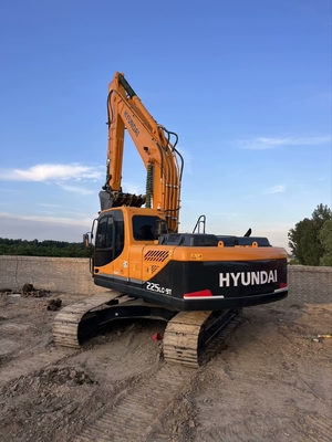 22 τόνους μεταχειρισμένο υγιούντα R225 Crawler Excavator Χρησιμοποιείται 112 KW ισχύς κινητήρα και 1,05 M3 χωρητικότητα κουβάς