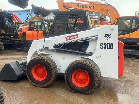 Χρησιμοποιούμενος φορτιστής Bobcat S300 Mini Skid Steer, μεταχειρισμένος φορτιστής Bobcat Skid 1m3 60KW